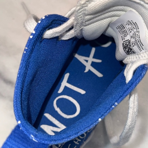 Converse UNT1TL3D “Not a Chuck” Youth Size 1 Hightop Sneaker - Picture 9 of 10